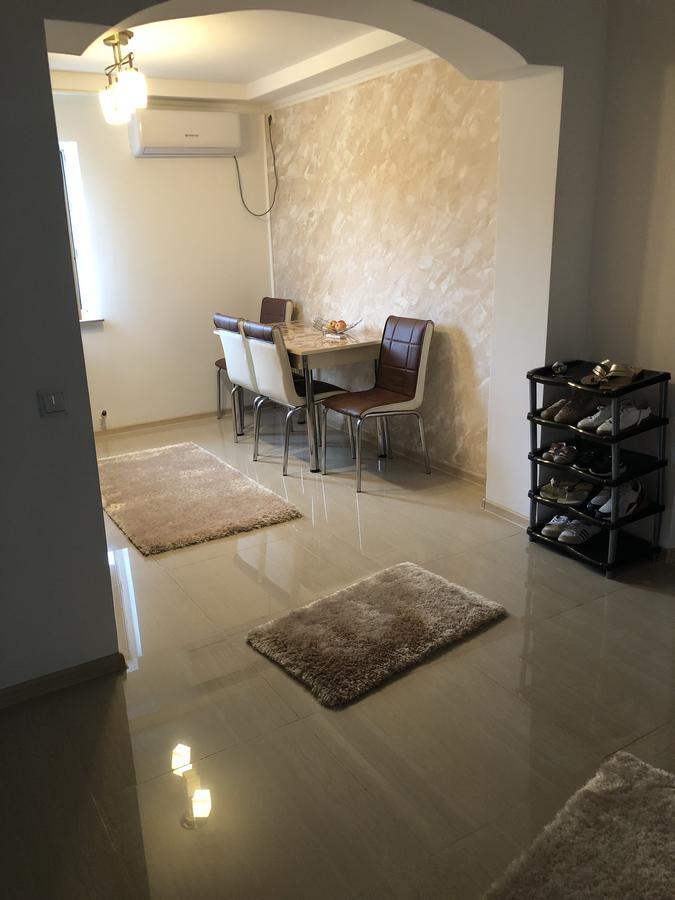 Apartament Isabela Hotel นาโวดาริ ภายนอก รูปภาพ