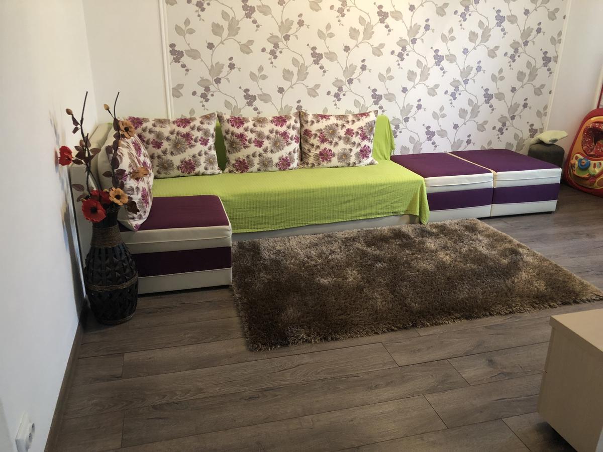 Apartament Isabela Hotel นาโวดาริ ภายนอก รูปภาพ